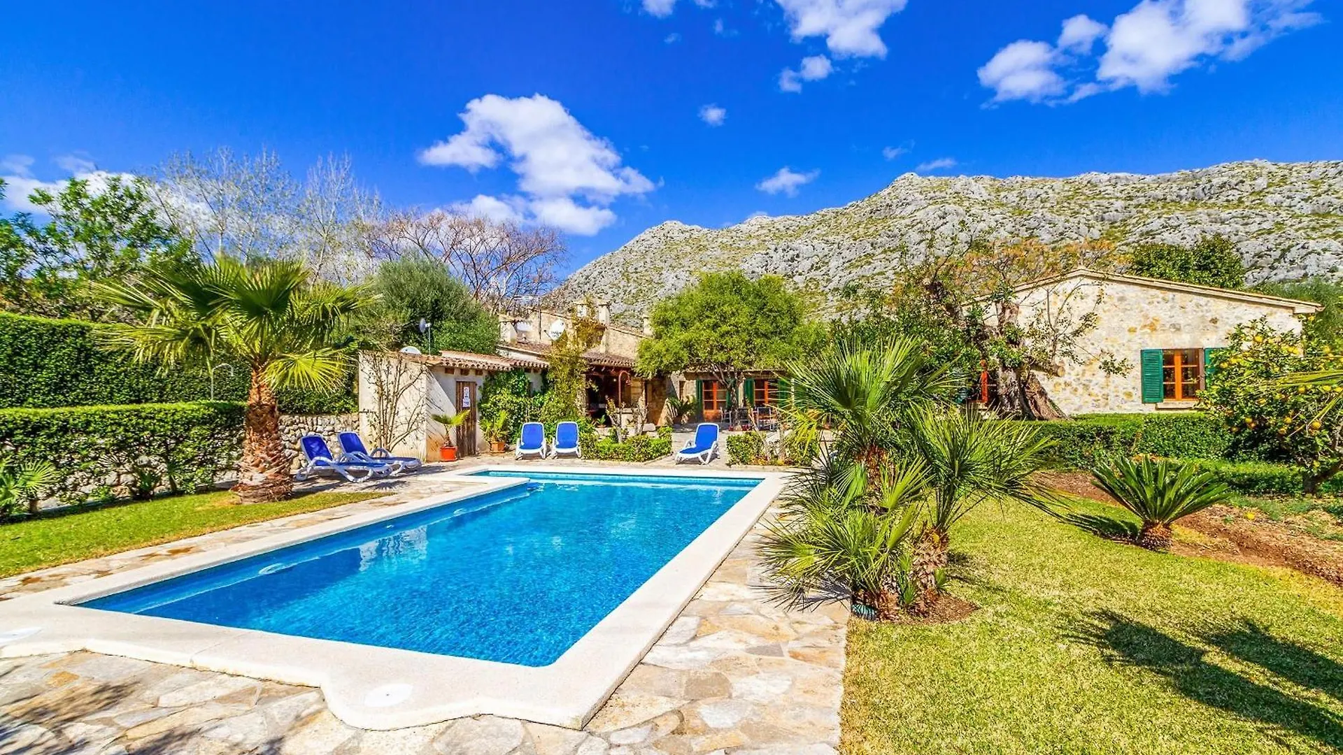 Traditional Pollensa Villa 3 Bedrooms Villa Rellafonta Mountain Views Short Drive To Town Beach